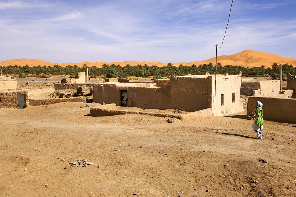 The village of Merzouga in eastern Morocco The sand dunes of Erg Chebbi lying on the edge of the Sahara desert can be seen in the distance.