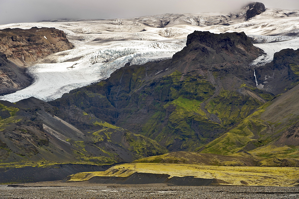 The Oraefajokull glacier, part of Vatnajokull glacier, and mountains around the Skaftafell National Park, southeast area, Iceland, Polar Regions