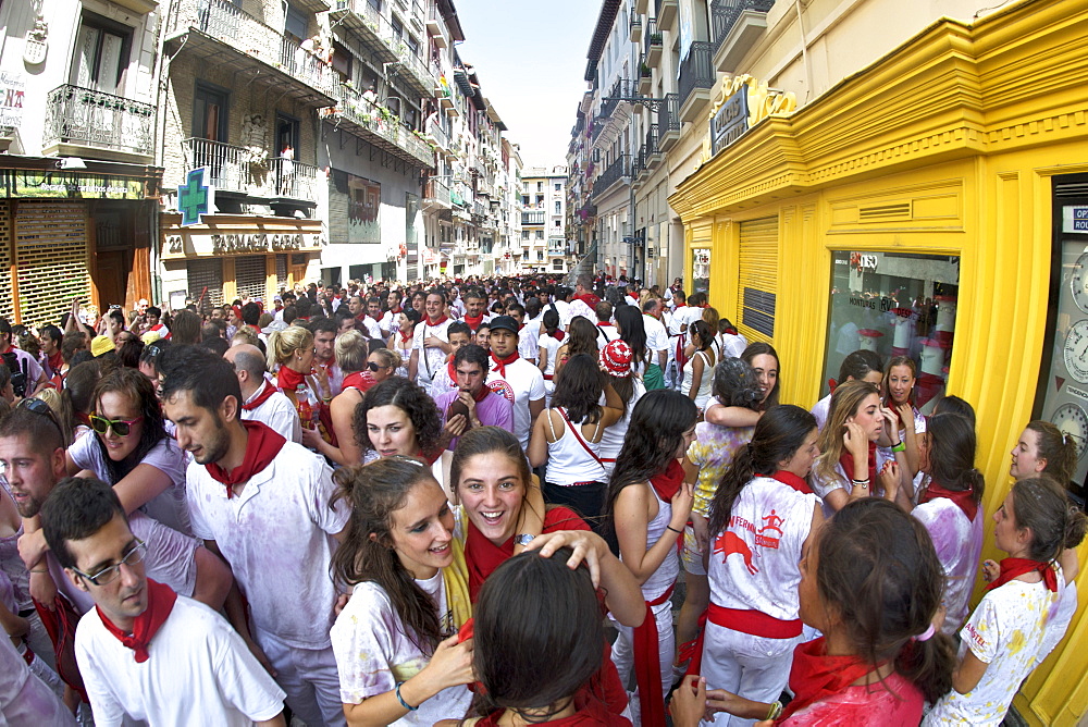 Crowds during the opening ceremony (chupinazo) of the festival of San Fermin (The Running of the Bulls), Pamplona, Navarra, Euskadi, Spain, Europe