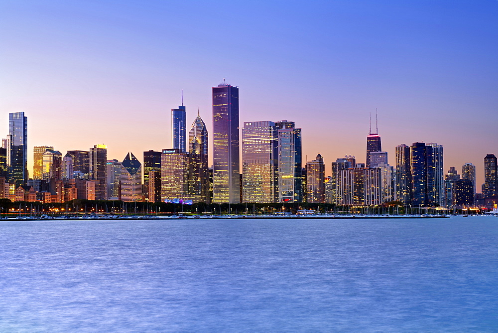 Dusk view of the Chicago skylin, Illinois, United States of America, North America