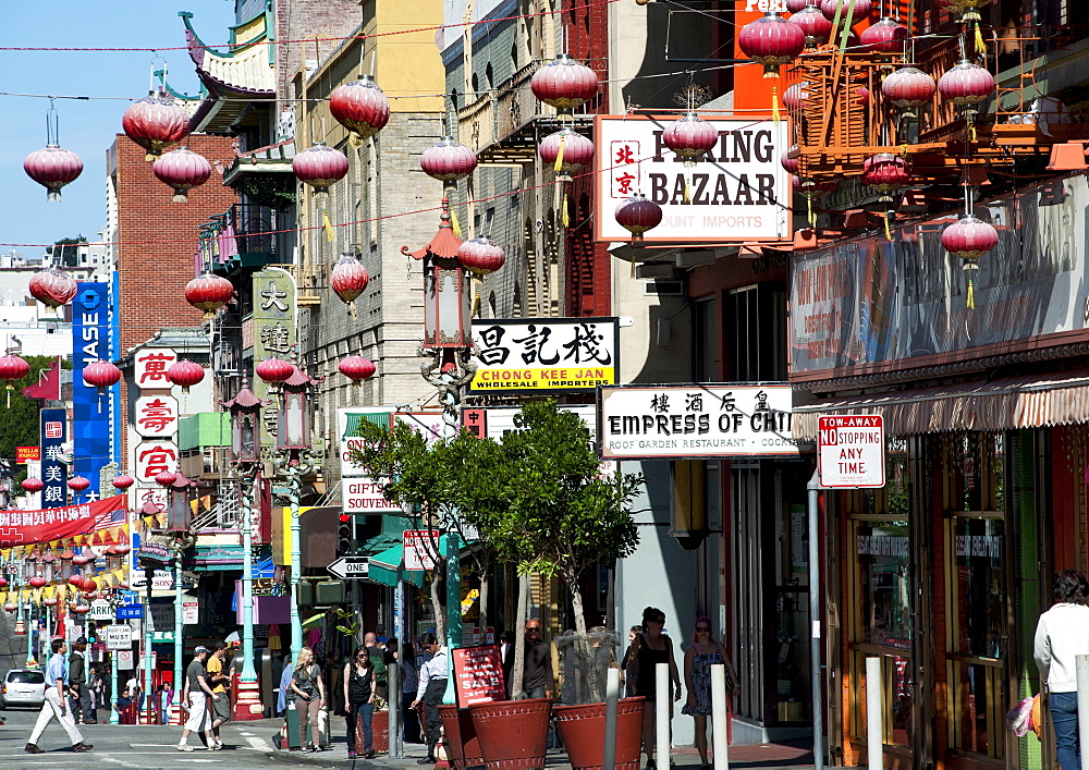 Grant Avenue in the Chinatown district of San Francisco, California, United States of America, North America