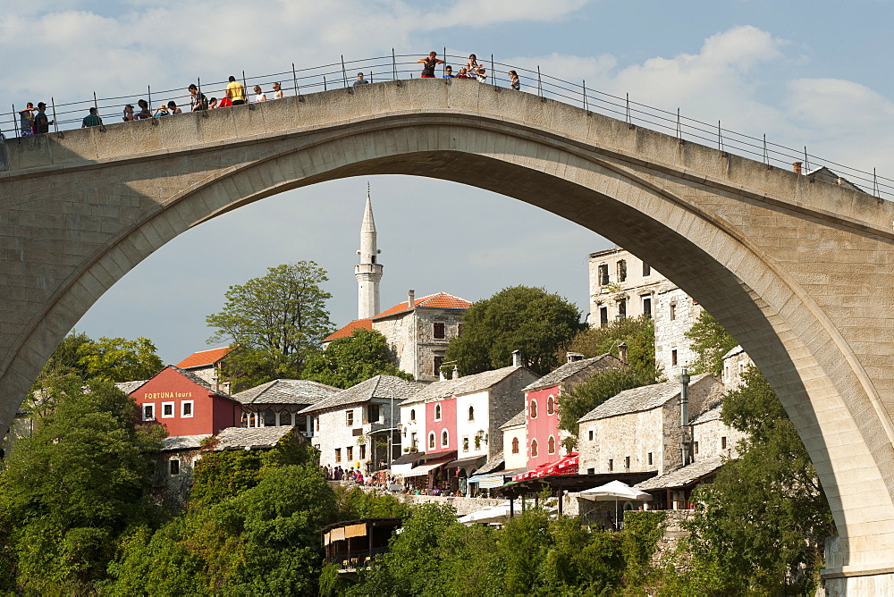 The Stari Most (Old Bridge) spanning the Neretva River in the Old City, UNESCO World Heritage Site, Mostar, Bosnia and Herzegovina, Europe