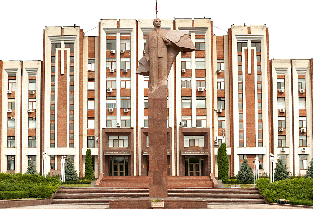 The Transnistrian Parliament building and statue of Vladimir Lenin in Tiraspol, Transnistria, Moldova, Europe