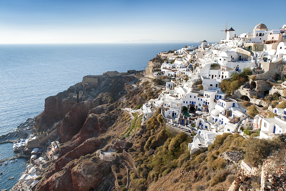 Houses of the village of Oia on the Greek island of Santorini, Cyclades, Greek Islands, Greece, Europe