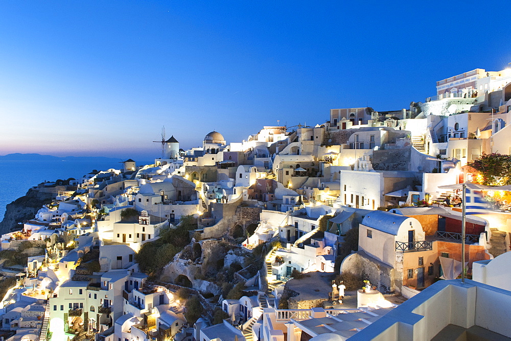 Houses of the village of Oia on the Greek island of Santorini, Cyclades, Greek Islands, Greece, Europe