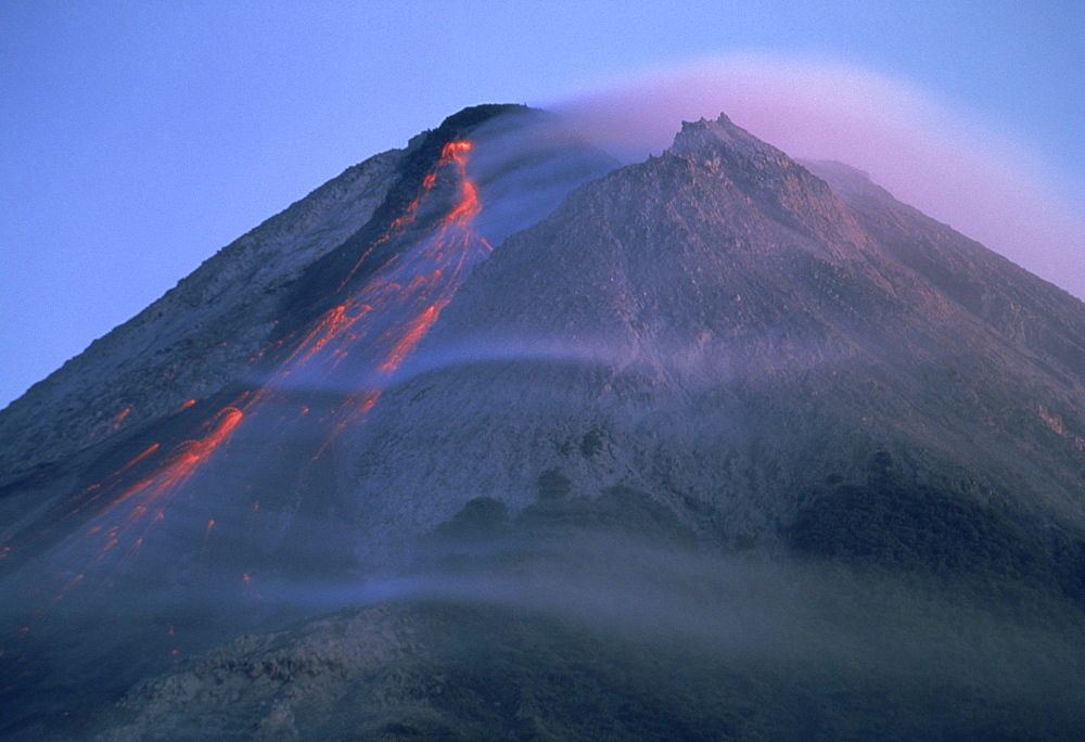 Eruption of Gunung Merapi, a highly active volcano near Yogyakarta, Java, Indonesia, Southeast Asia, Asia