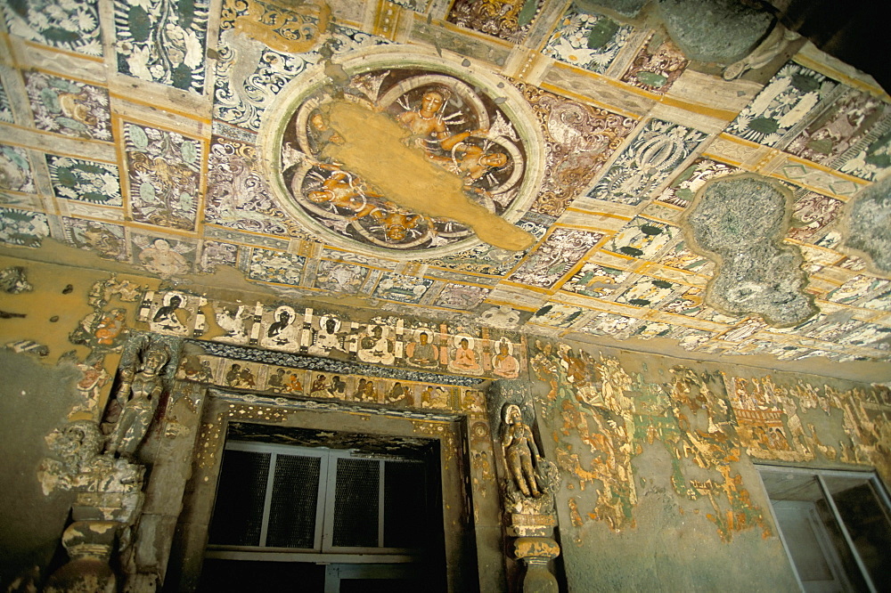 Ceiling at Cave 17, one of the best decorated at the Buddhist caves site at Ajanta, UNESCO World Heritage Site, Maharashtra, India, Asia