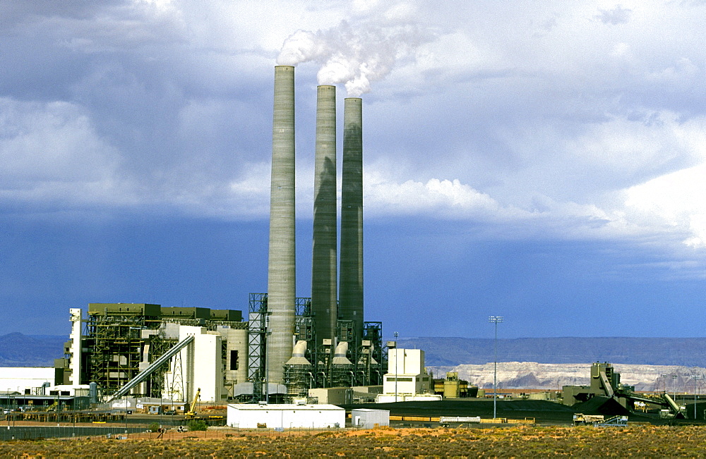 The 2400 megawatt Navajo Generating Station. It's coal fuel comes from Kayenta Mine and cooling water from the nearby dammed Lake Powell. One of the top ten US generators, Glen Canyon, Arizona, USA