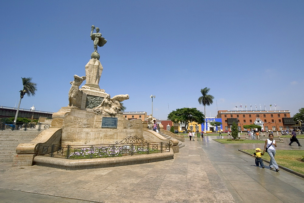 Independence statue on the Plaza de Armas in the capital of the north, Trujillo, Peru, South America.