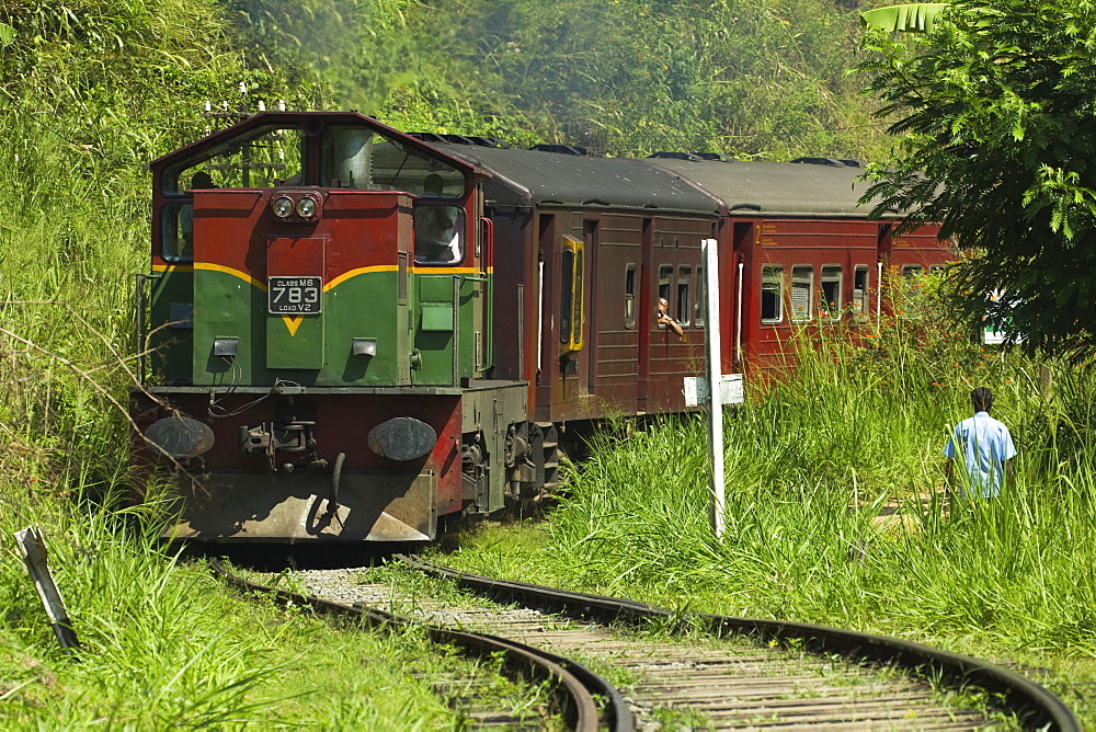 The Badulla to Colombo train, a scenic ride through the Central Highlands with its mountains and tea plantations, Ella, Sri Lanka, Asia