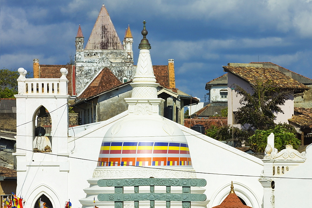 Shri Sudarmalaya Buddhist Temple and All Saints Anglican Church inside the old colonial Dutch Fort, UNESCO World Heritage Site, Galle, Sri Lanka, Asia