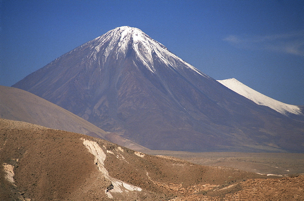 Atacama Desert and Volcan Licancabur, San Pedro de Atacama region, Chile, South America