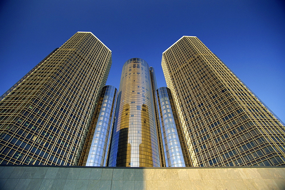 The Westin Hotel, with 73 storeys, America's tallest hotel, the Renaissance Centre a downtown office and retail complex, Detroit, Michigan, United States of America, North America