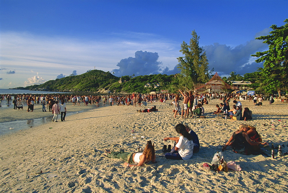 Full moon party, Haad Rin beach, Koh Pha Ngan, Thailand, Southeast Asia, Asia