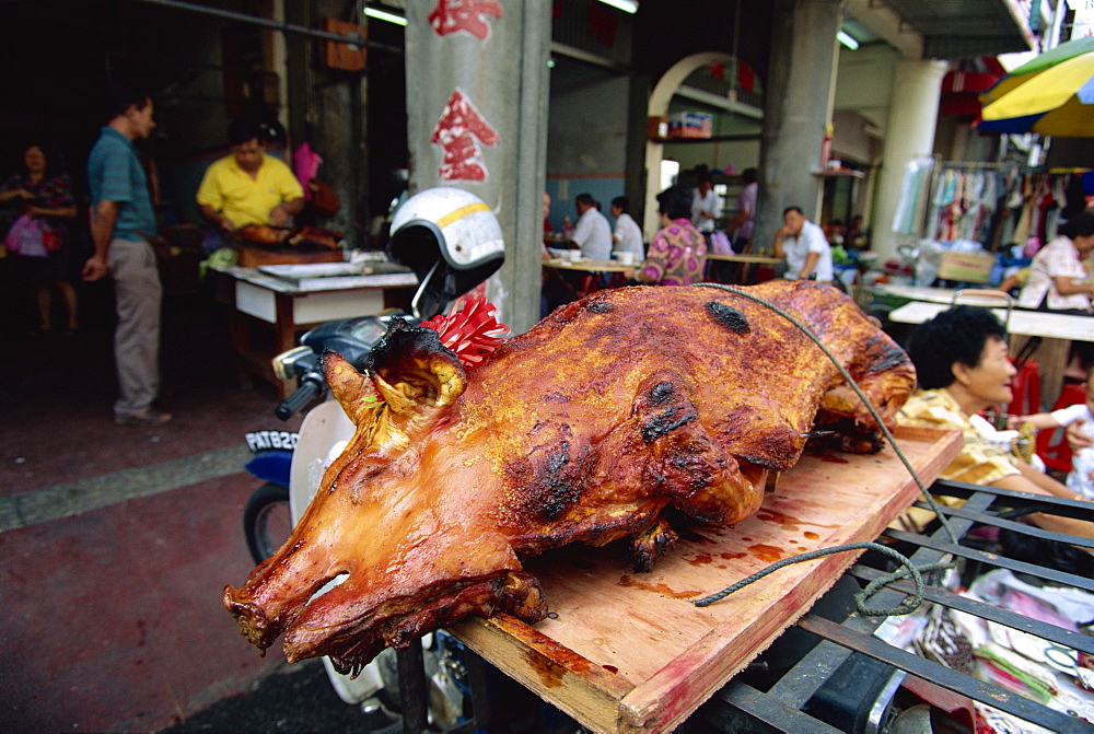 Roasted pig in Chinatown in the centre of Georgetown, Penang, Malaysia, Southeast Asia, Asia