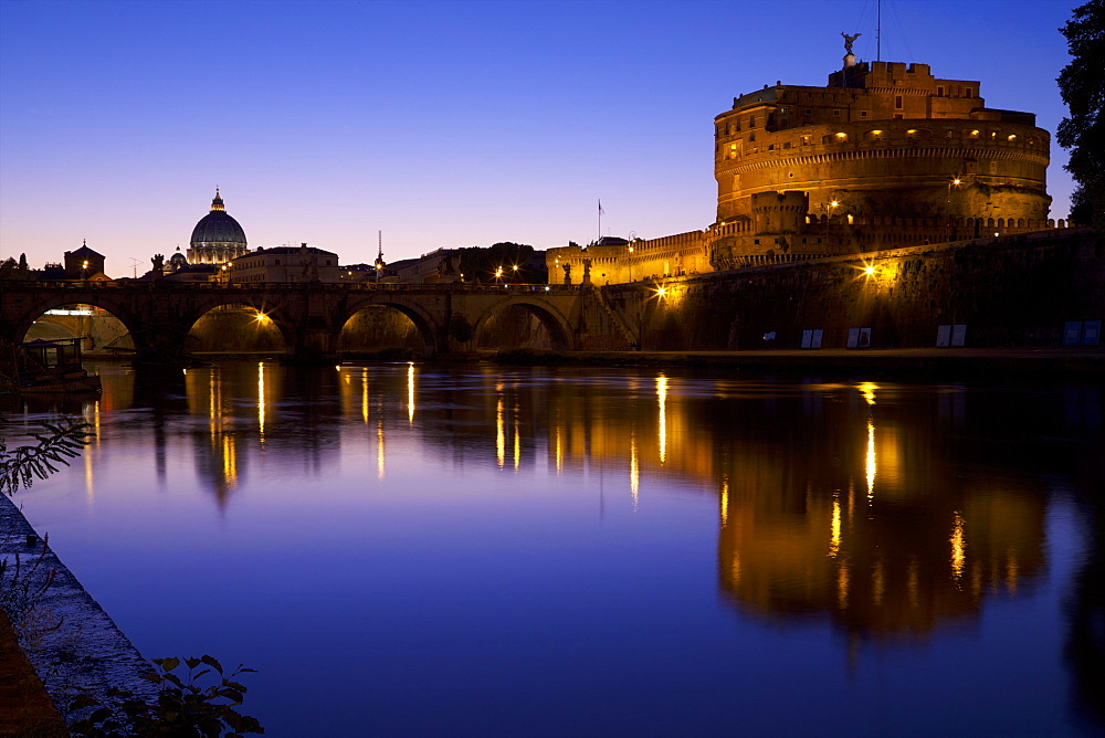 St. Peters Basilica, River Tiber and Castel d'Angelo in twilight, Rome, Lazio, Italy, Europe