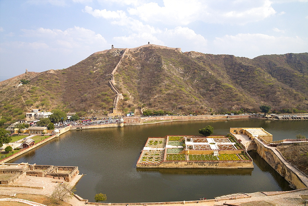 Kesar Kyari Bagh gardens, Maota Lake, Amber Fort, Jaipur, Rajasthan, India, Asia