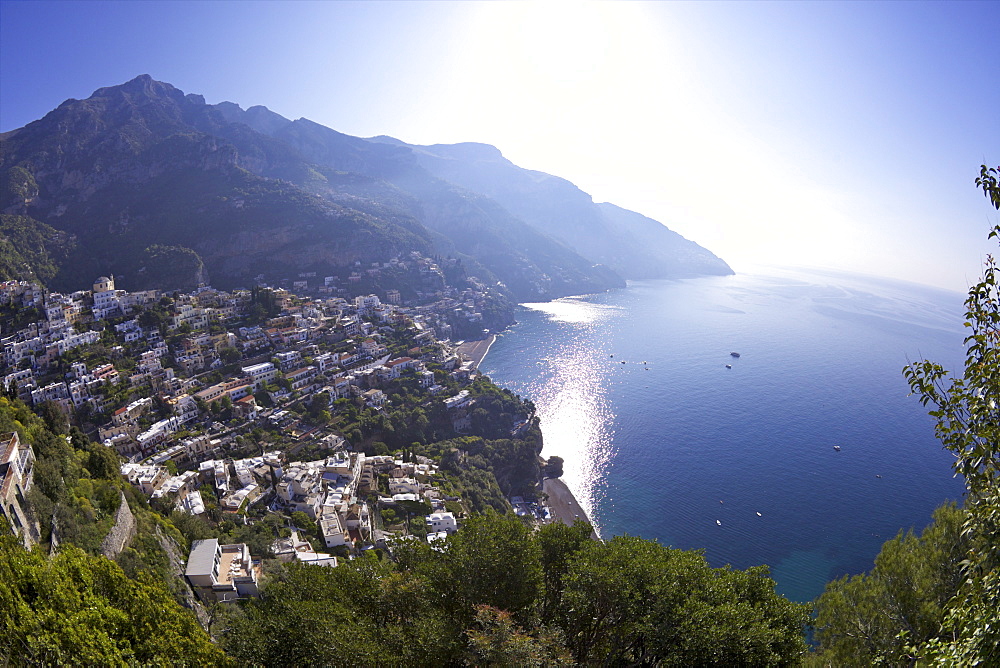 Positano town in early morning sunshine, Amalfi coast road, UNESCO World Heritage Site, Bay of Naples, Campania, Italy, Europe