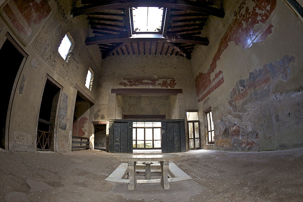 Tuscan atrium with marble impluvium, House with Wooden Partition, Herculaneum, UNESCO World Heritage Site, Campania, Italy, Europe