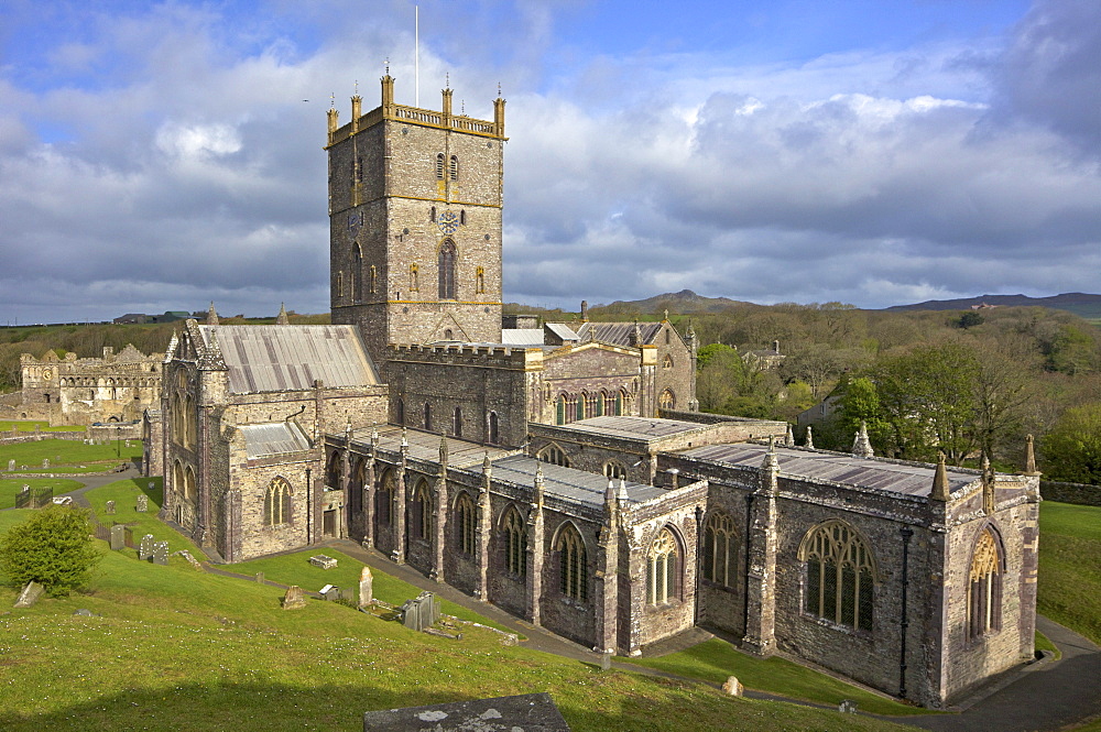 St. Davids Cathedral exterior in spring sunshine, Pembrokeshire National Park, Wales, United Kingdom, Europe