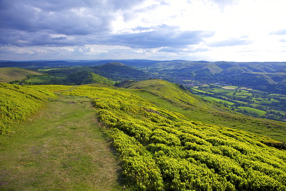 Caer Caradoc in spring evening light, Church Stretton Hills, Shropshire, England, United Kingdom, Europe