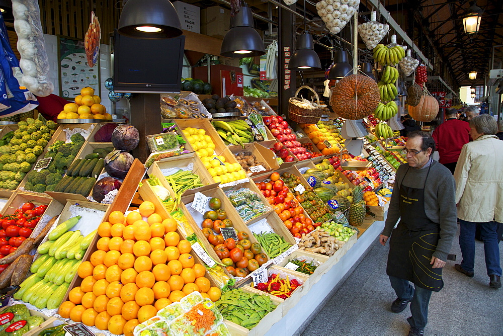 Fresh fruit and vegetables for sale in market, Mercado de San Miquel, Madrid, Spain, Europe