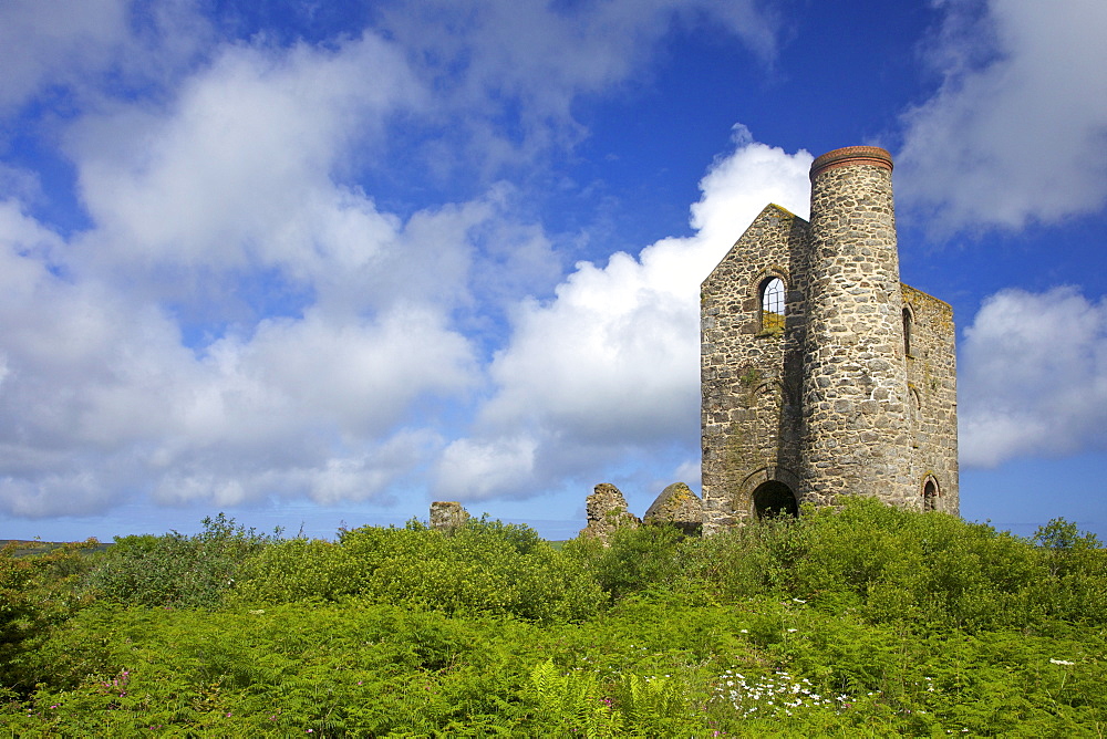 Wheal Reath ruined Cornish tin mine engine house, Cripplesease near St. Ives, West Cornwall, England, United Kingdom, Europe