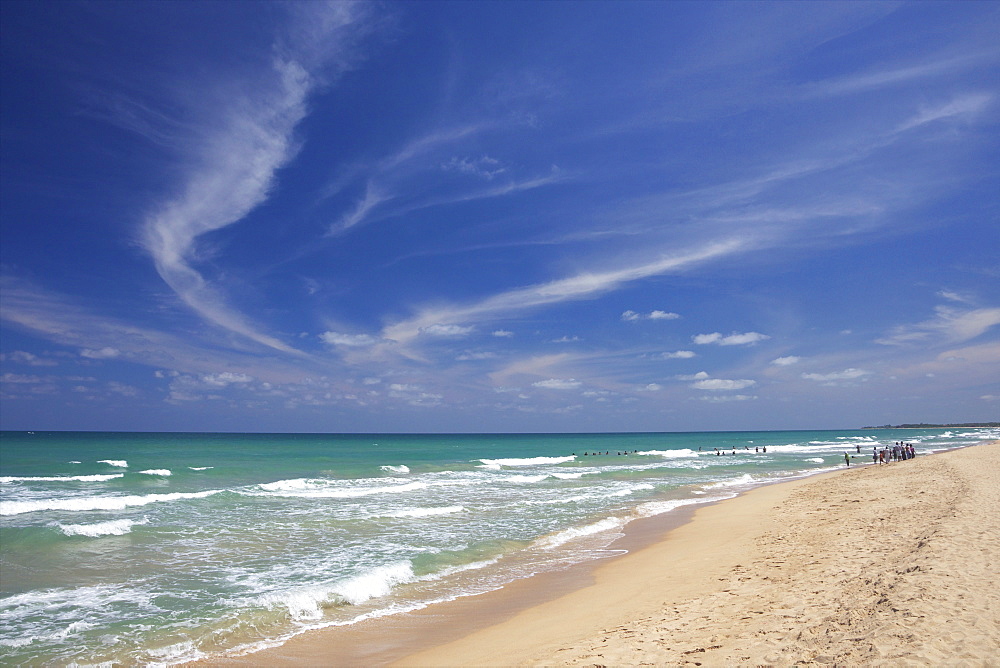 Nilaveli beach and the Indian Ocean, Trincomalee, Sri Lanka, Asia