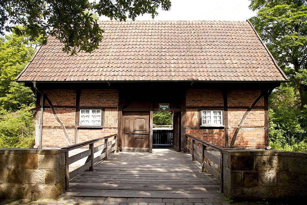 Entrance to the Muehlenhof open air museum, half-timbered house, Muenster, Muensterland, North Rhine-Westfalia, Germany, Europa