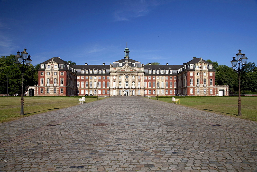 Schloss, Castle, University, Muenster, Muensterland, North Rhine-Westfalia, Germany, Europa