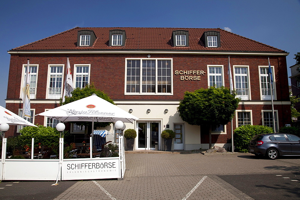 Schiffer-Boerse, restaurant, inland port, Ruhrort district, Duisburg, Ruhrgebiet area, North Rhine-Westphalia, Germany, Europe