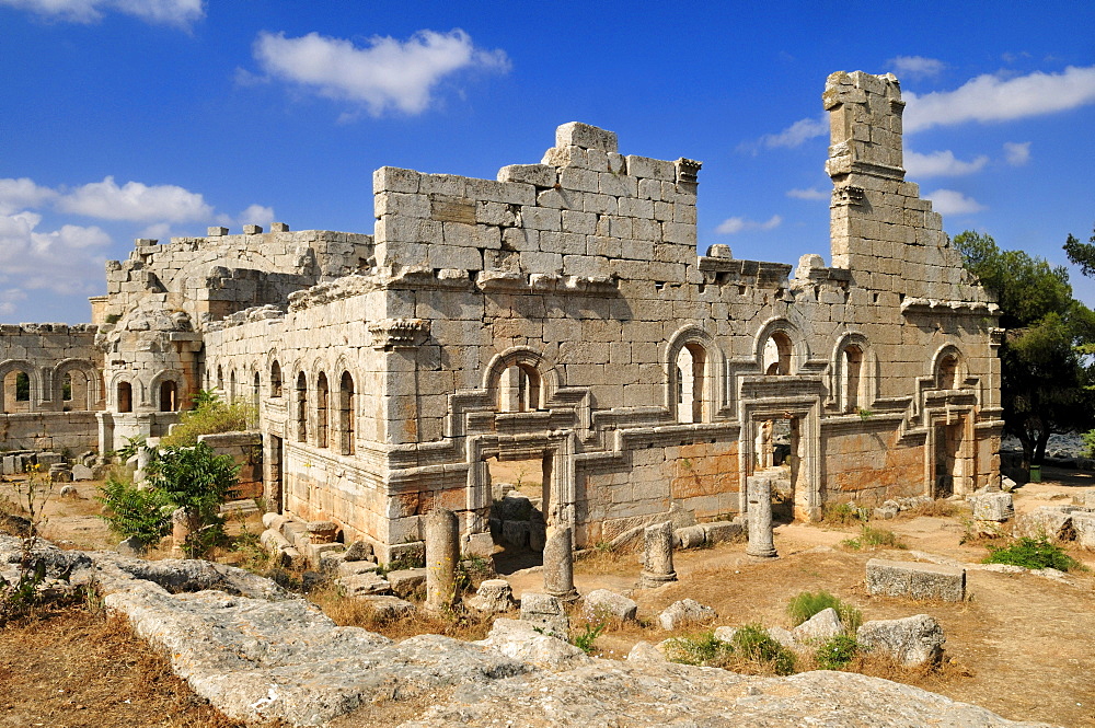 Ruin of Saint Simeon Monastery, Qala'at Samaan, Qalaat Seman archeological site, Dead Cities, Syria, Middle East, West Asia