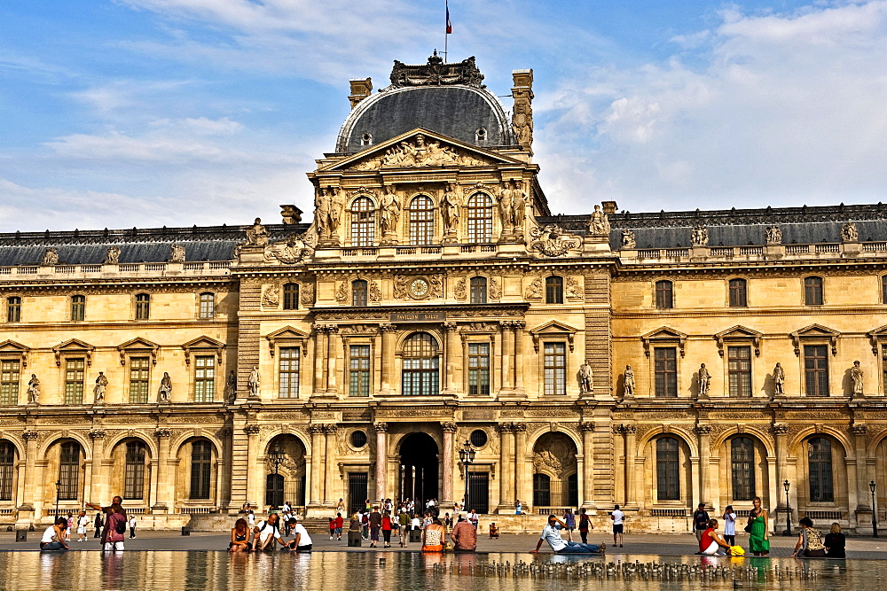 Pavillon Sully, Sully wing, Musee du Louvre, Louvre Museum, Paris, Ile de France region, France, Europe