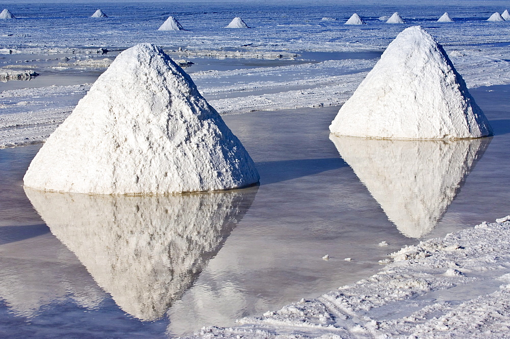 Salt cones, Salar de Uyuni, Potosi, Bolivia, South America