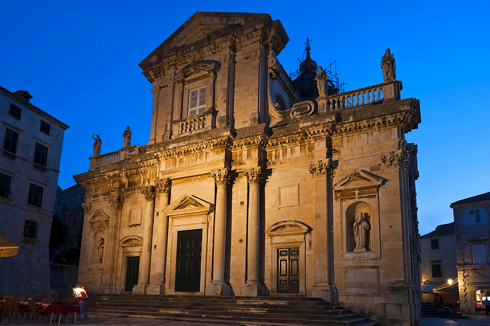 Katedrala Velike Gospe, Katedrala Marijina Uznesenja. Assumption Cathedral at dusk, Dubrovnik, Dubrovnik County, Croatia, Europe