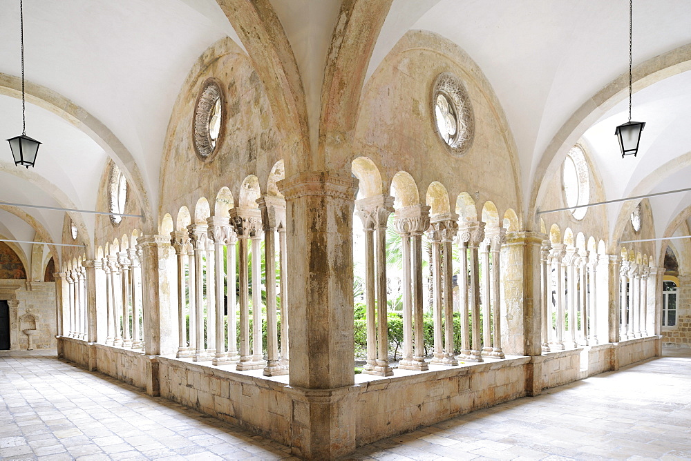 Cloister of the Franciscan monastery, Dubrovnik, Ragusa, Croatia, Europe