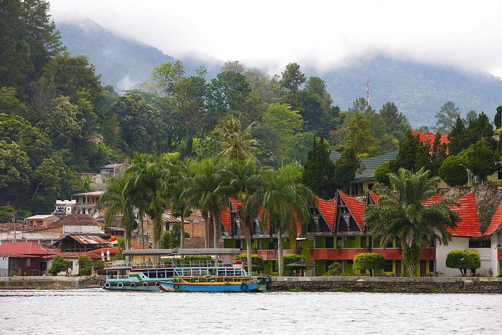 Tuk Tuk, Samosir island, Lake Toba, Batak region, Sumatra, Indonesia, Asia