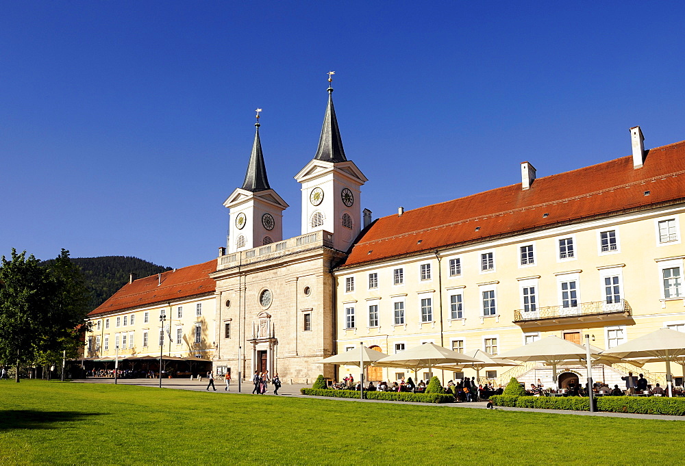 Herzoglich Bayerisches Brauhaus, brewery on Tegernsee Lake, a former Benedictine monastery, Tegernsee, Upper Bavaria, Bavaria, Germany, Europe