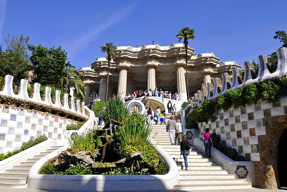 Entrance to La Plaza, Park Gueell, Parc or Parque Gueell, Sala Hippostila, designed by Antoni Gaudi, UNESCO World Heritage Site, Barcelona, Catalonia, Spain, Europe