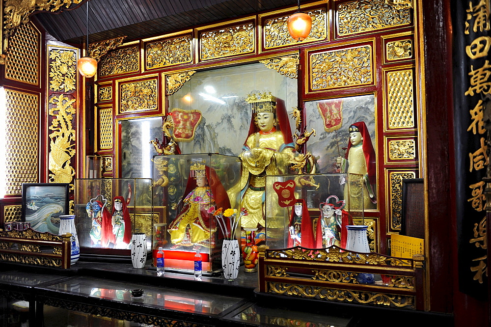 Chinese temple, interior, Hoi An, Quang Nam, Central Vietnam, Vietnam, Southeast Asia, Asia