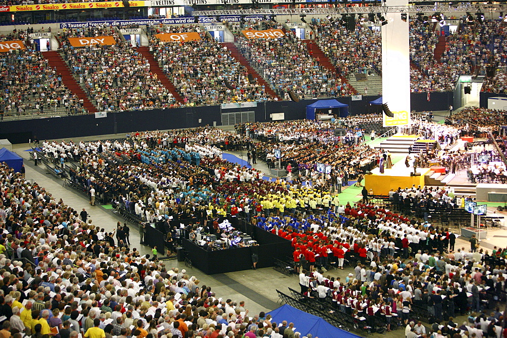 !Sing-Day of Song, concert as the finale with over 65, 000 people as part of the Capital of Culture Ruhr2010, Veltins Arena AufSchalke, Gelsenkirchen, North Rhine-Westphalia, Germany, Europe