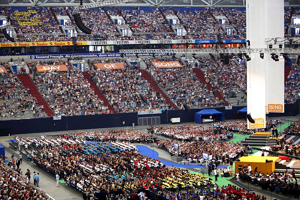 !Sing-Day of Song, concert as the finale with over 65, 000 people as part of the Capital of Culture Ruhr2010, Veltins Arena AufSchalke, Gelsenkirchen, North Rhine-Westphalia, Germany, Europe