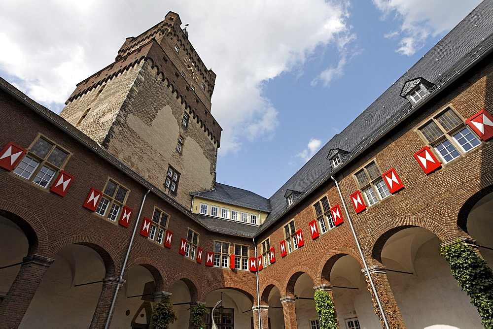 Schwanenburg castle, courtyard, Kleve, Niederrhein region, North Rhine-Westphalia, Germany, Europe