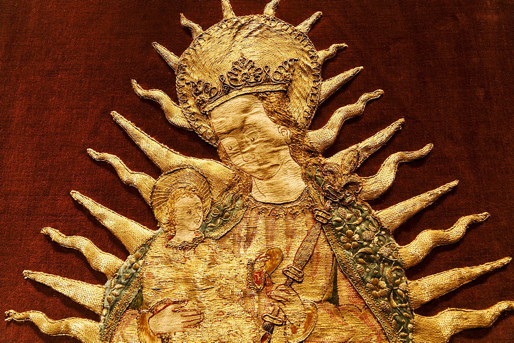 Virgin and child in a halo, elaborate embroidery on a medieval chasuble, historical liturgical garment, Stiftsmuseum Museum Xanten monastery museum, Xanten, Niederrhein region, North Rhine-Westphalia, Germany, Europe