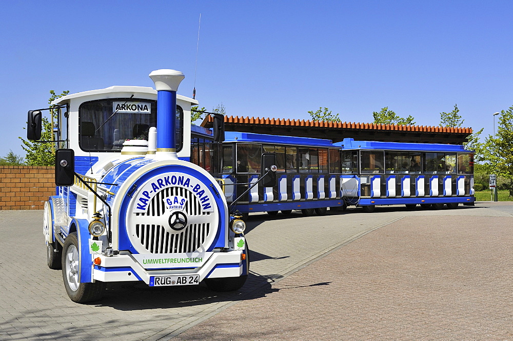 Tourist train, ecological tourist transport between Putgarten and Cape Arkona, Ruegen Island, Mecklenburg-Western Pomerania, Germany, Europa