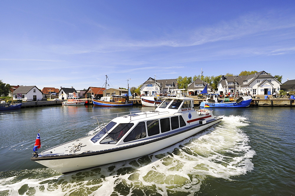 Water taxi "MY Pirat" in a turning maneuvre in the harbour of Vitte, Hiddensee Island, district of Ruegen, Mecklenburg-Western Pomerania, Germany, Europa