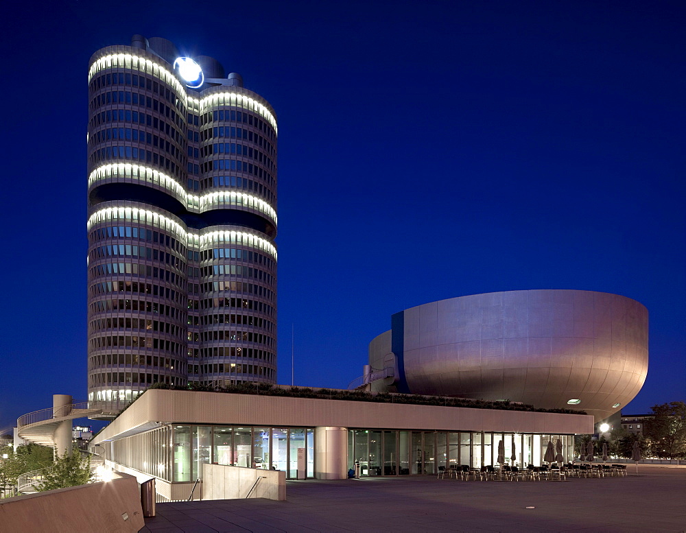 BMW high-rise building and BMW Museum, headquarters of the Bavarian Motor Works, Munich, Bavaria, Germany, Europe