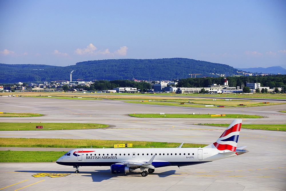 Embraer 190 from British Airways at Zurich Airport, Switzerland, Europe