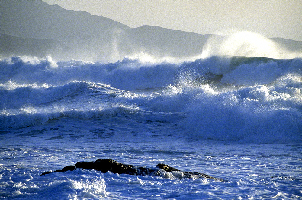 Breaking waves, Gulf of Sagone, Corsica, France, Europe