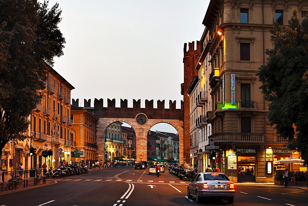 Portoni della Pra arches, Verona, Italy, Europe